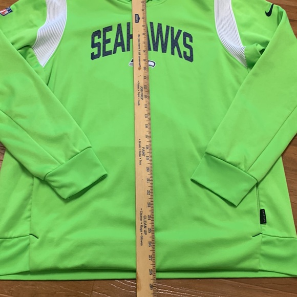 Nike Seattle Seahawks Thermal Fit Football Hoodie - Picture 4 of 9